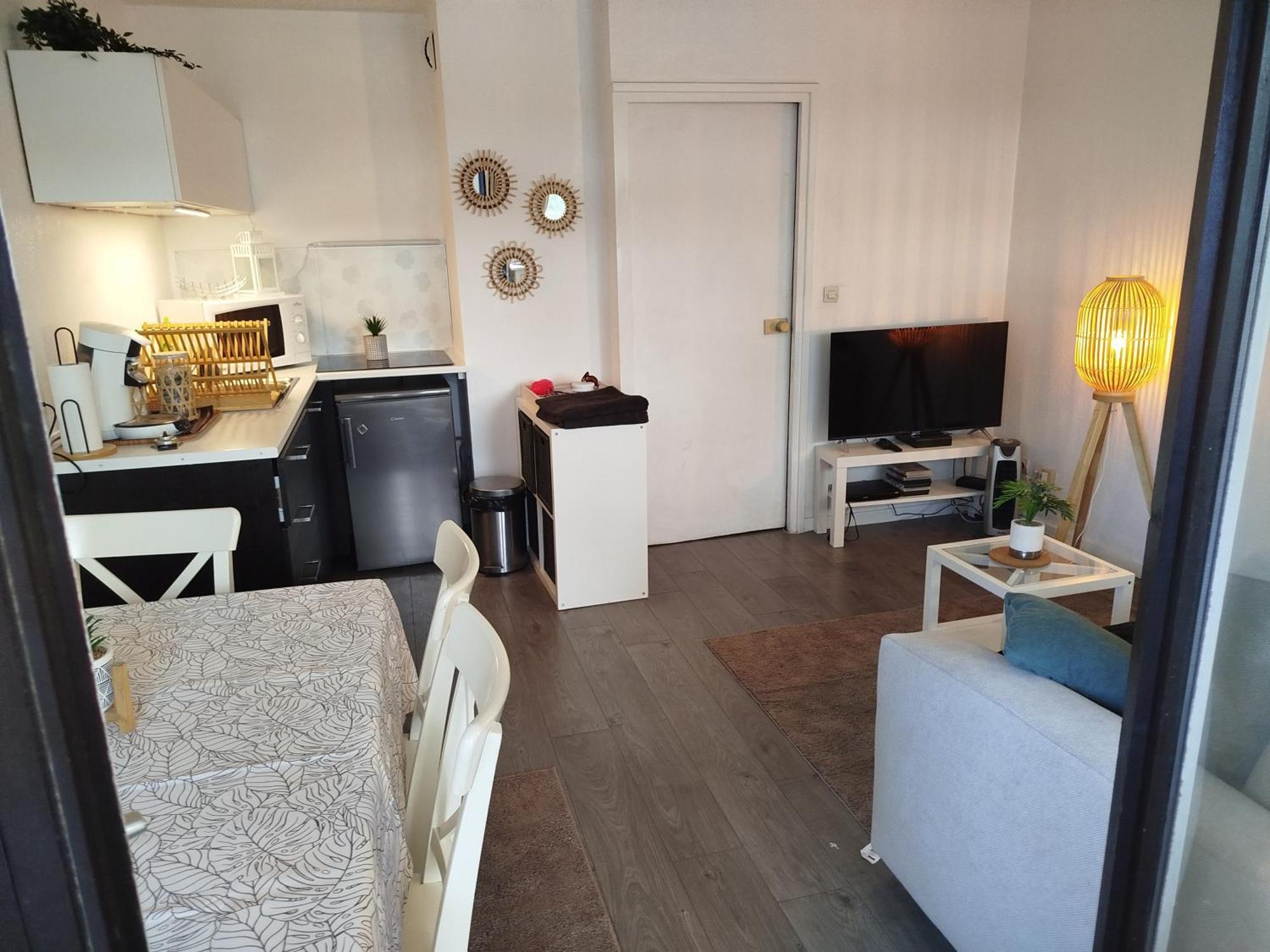 Port Studio Piscine, Parking, Prive,Navette Aeroport Agde Exterior photo